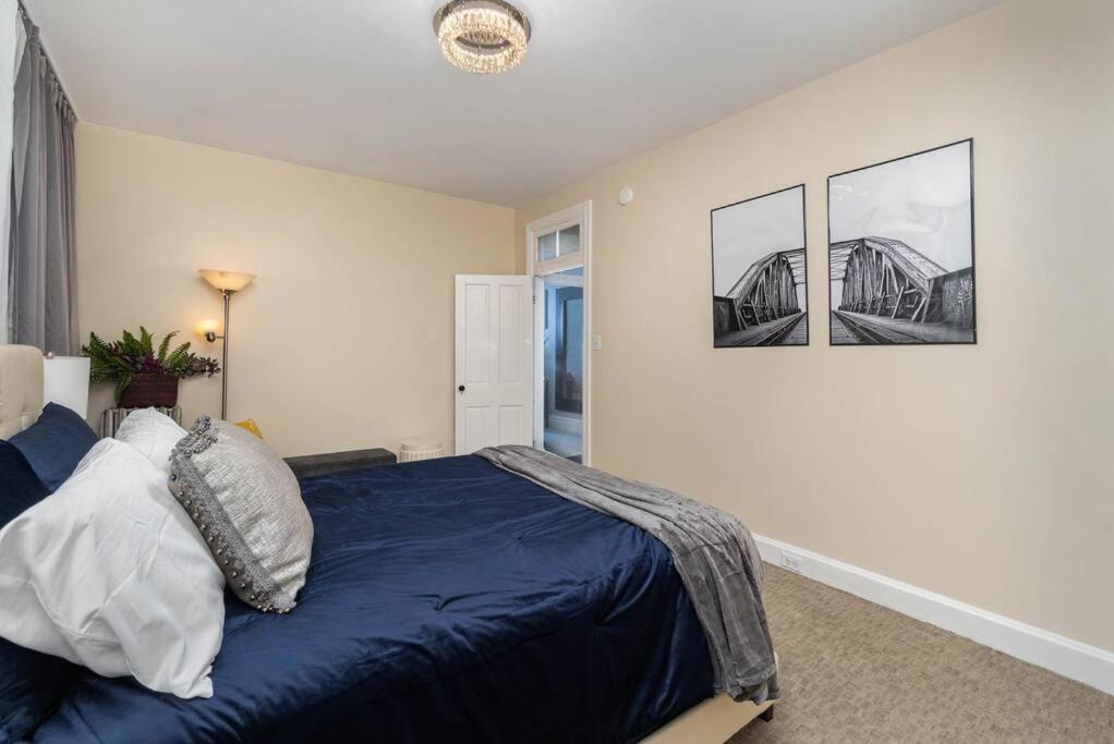 Stylish Private 2 Bed Apartment Harrisburg